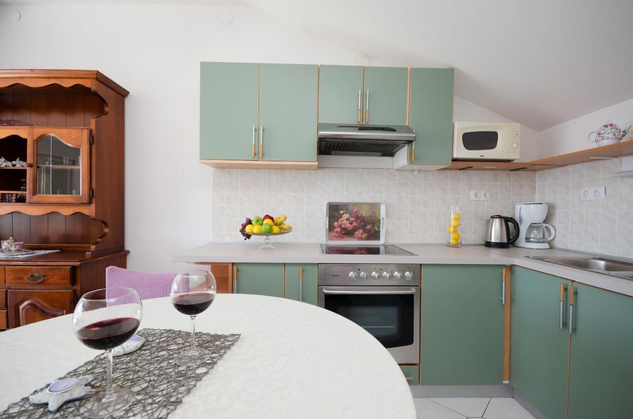 Apartments Snjezana Нови-Винодолски Экстерьер фото