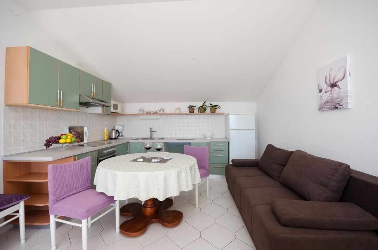 Apartments Snjezana Нови-Винодолски Экстерьер фото